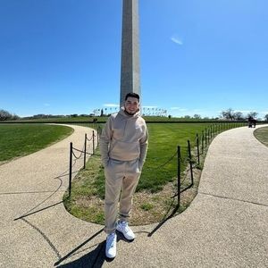 Meet your Posher, Miguel